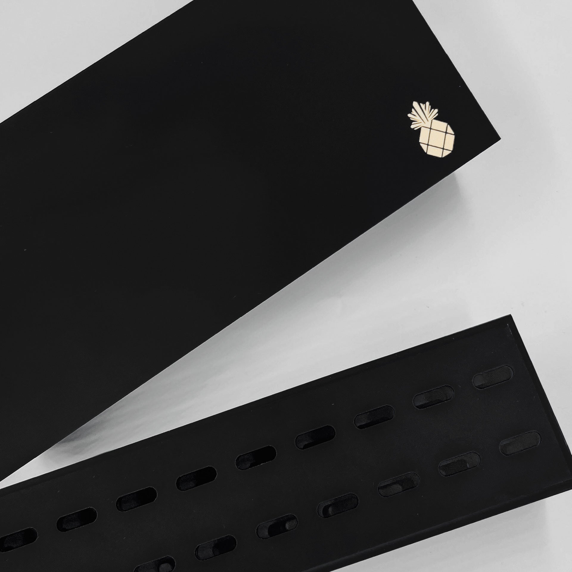 Tweezer Storage - Matte Black (holds 20) - Eyeland Lash